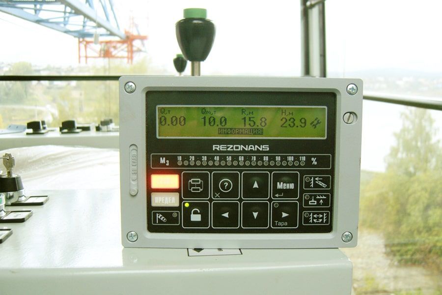 Кран КБ-586 с прибором ОГМ240